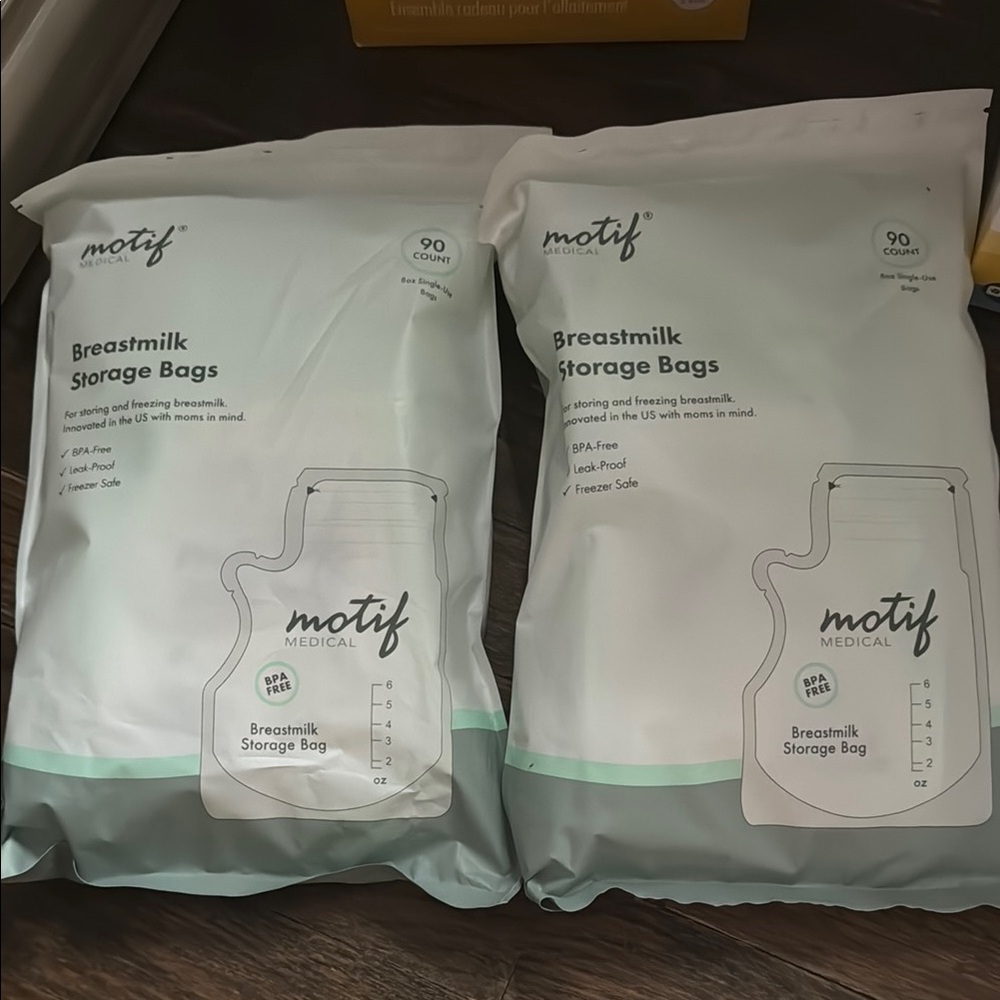 Motif Breastmilk Storage Bags